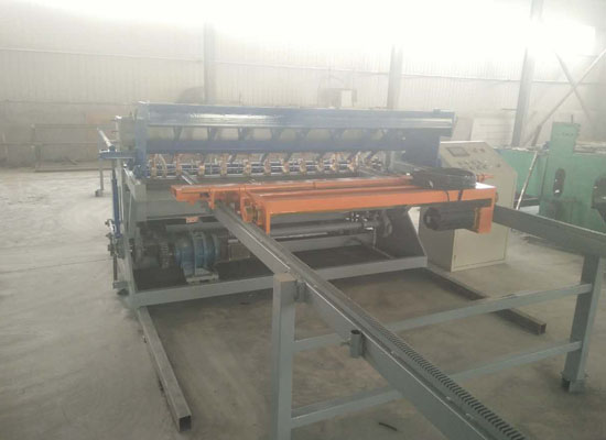 支護(hù)網(wǎng)排焊機(jī)