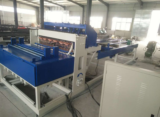 養(yǎng)殖網(wǎng)排焊機(jī)